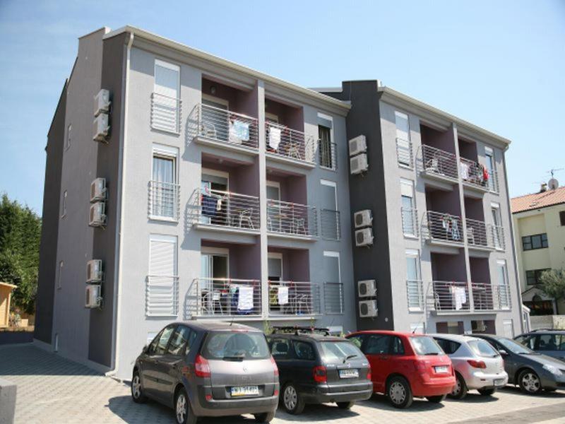 Residence Lavanda Umag Bagian luar foto